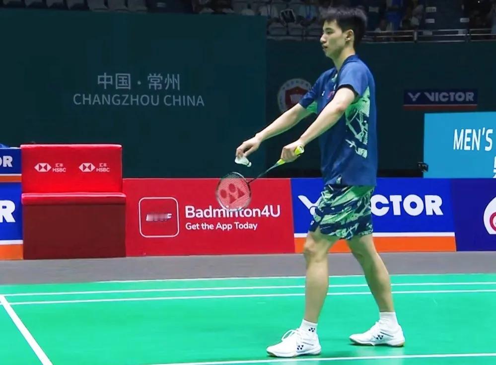 王正行2-0力克安东森，与石宇奇会师决赛，中国队提前包揽男单冠亚军！
 
 
北