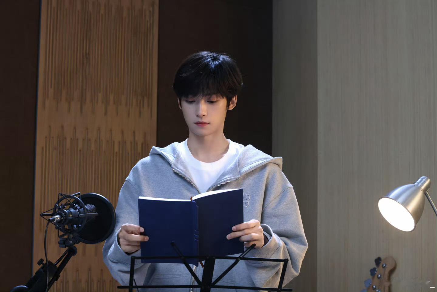 梓渝这几张还没发梓渝这几张图还没发 速速点开，收获今日份的帅气暴击！“这几张”存