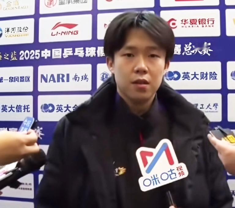 王楚钦参加半决赛，
一些不同的声音就出来了，
“怎么这么快就好了？”
看看王楚钦