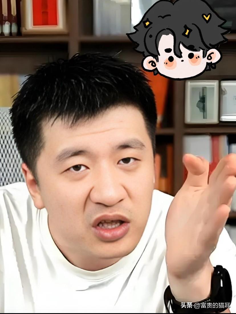 关于张雪峰，

曾有三波人劝他不要跑马拉松，

第一次劝他的是医生，张雪峰因为长