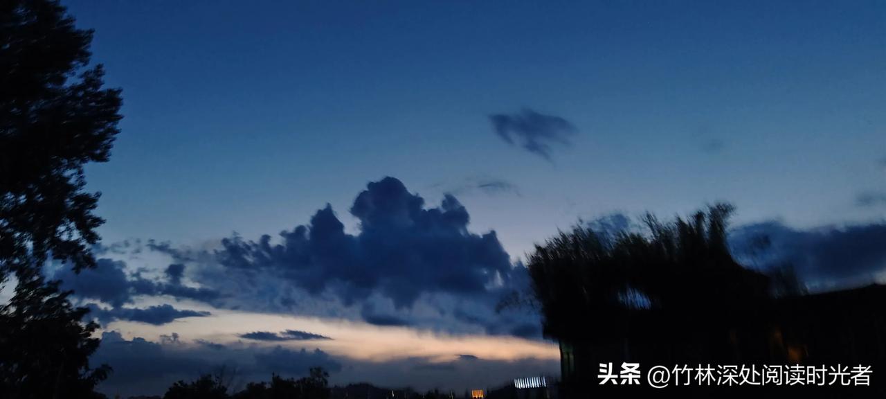 首先是：认知，很多时候，他们并非不努力，可能起早贪黑做着重复的体力活，或是守着微