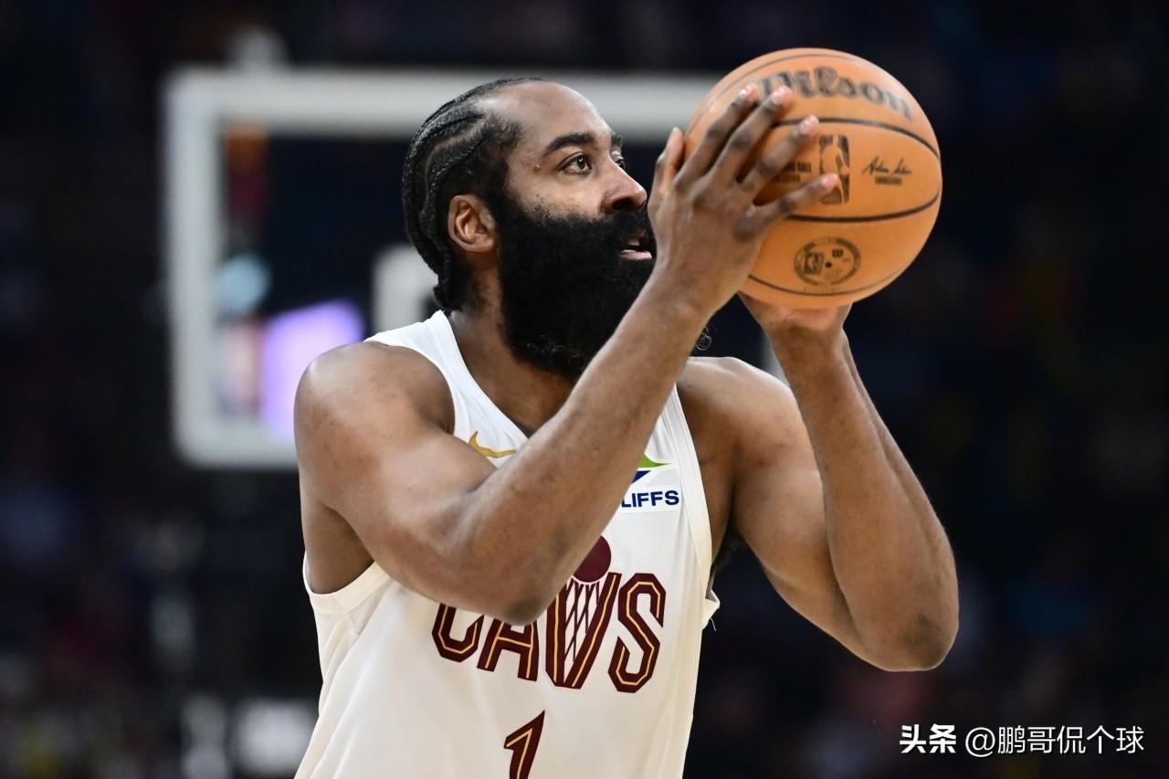 骑士目前的水平也就东部季后赛二轮游水平
输给雷霆，凯尔特人和魔术，暴露出致命问题