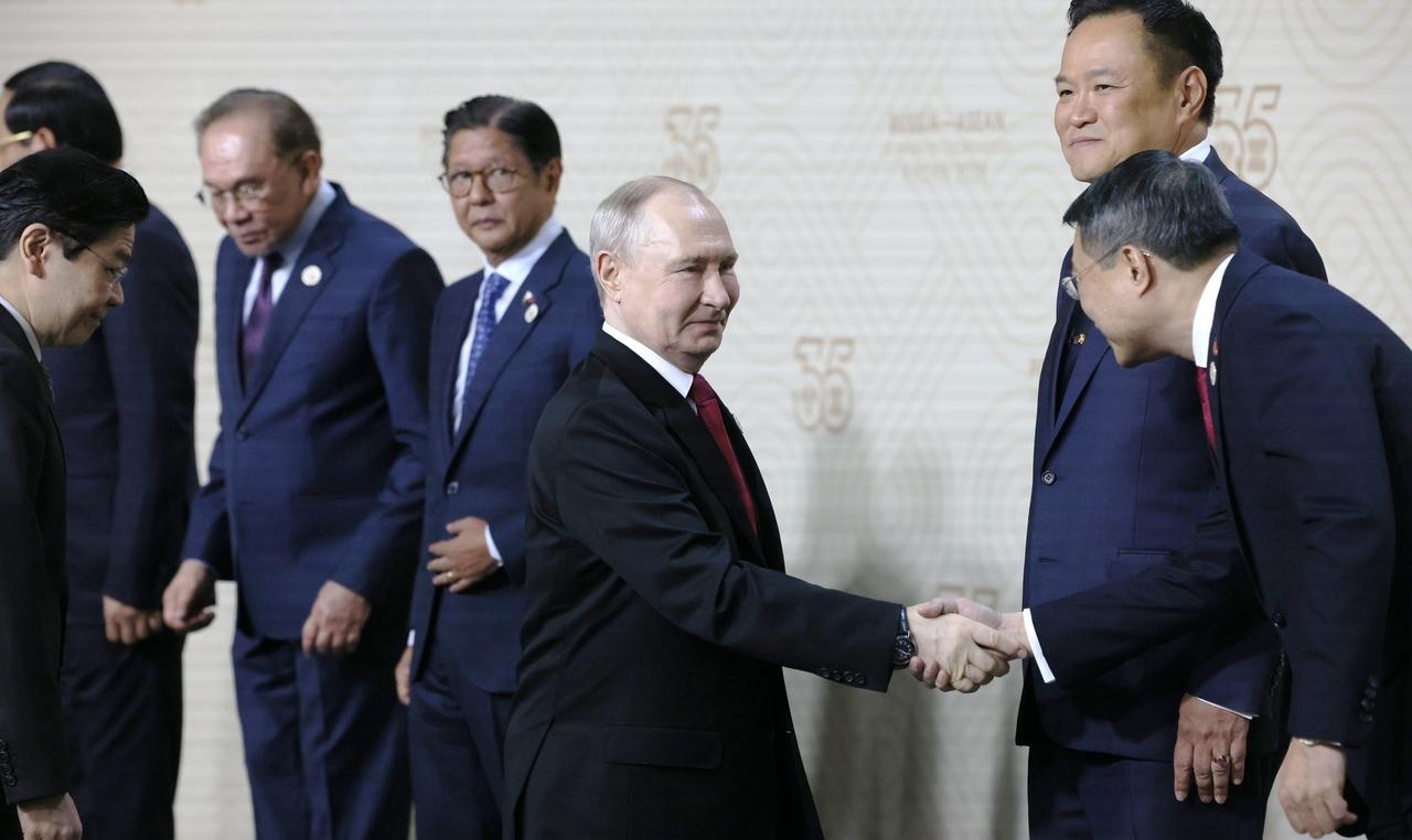 瓦洛佳小朋友超话 
俄罗斯-东盟峰会

弗拉基米尔·普京出席了俄罗斯-东南亚国家