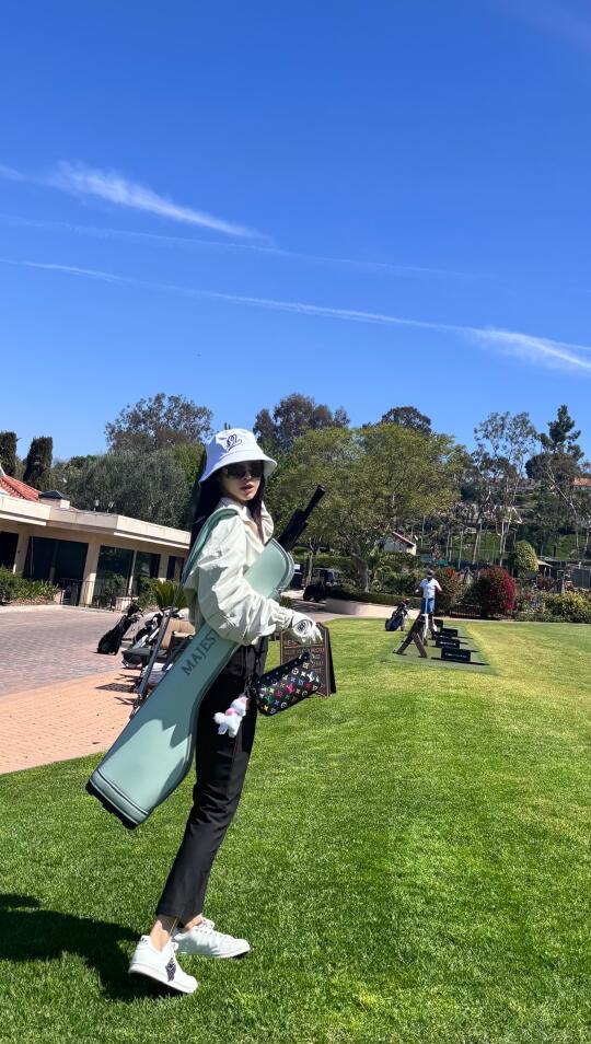 天气真好 早出练球