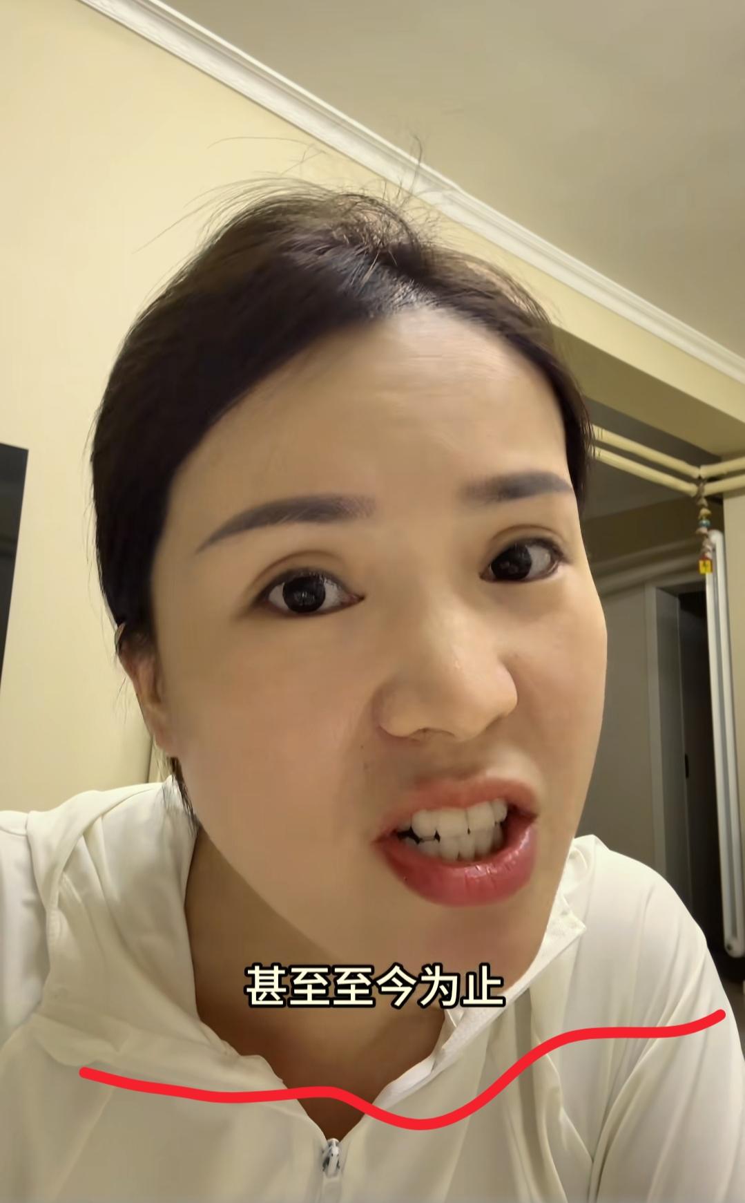现在全网最后悔的女人就是路嫂二妹了吧！
不是因为日子过得拮据，也不是因为夫妻感情