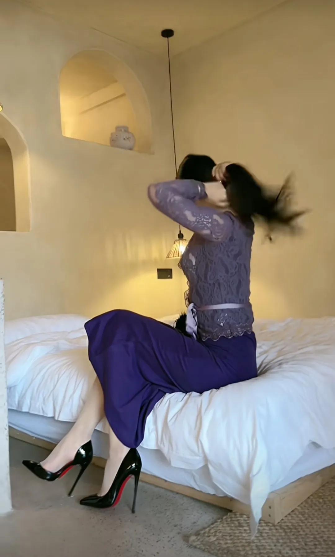 活了40多岁，直到去年上了一次2楼才知道人生没有必要太固执，也没有必要太纠结，在