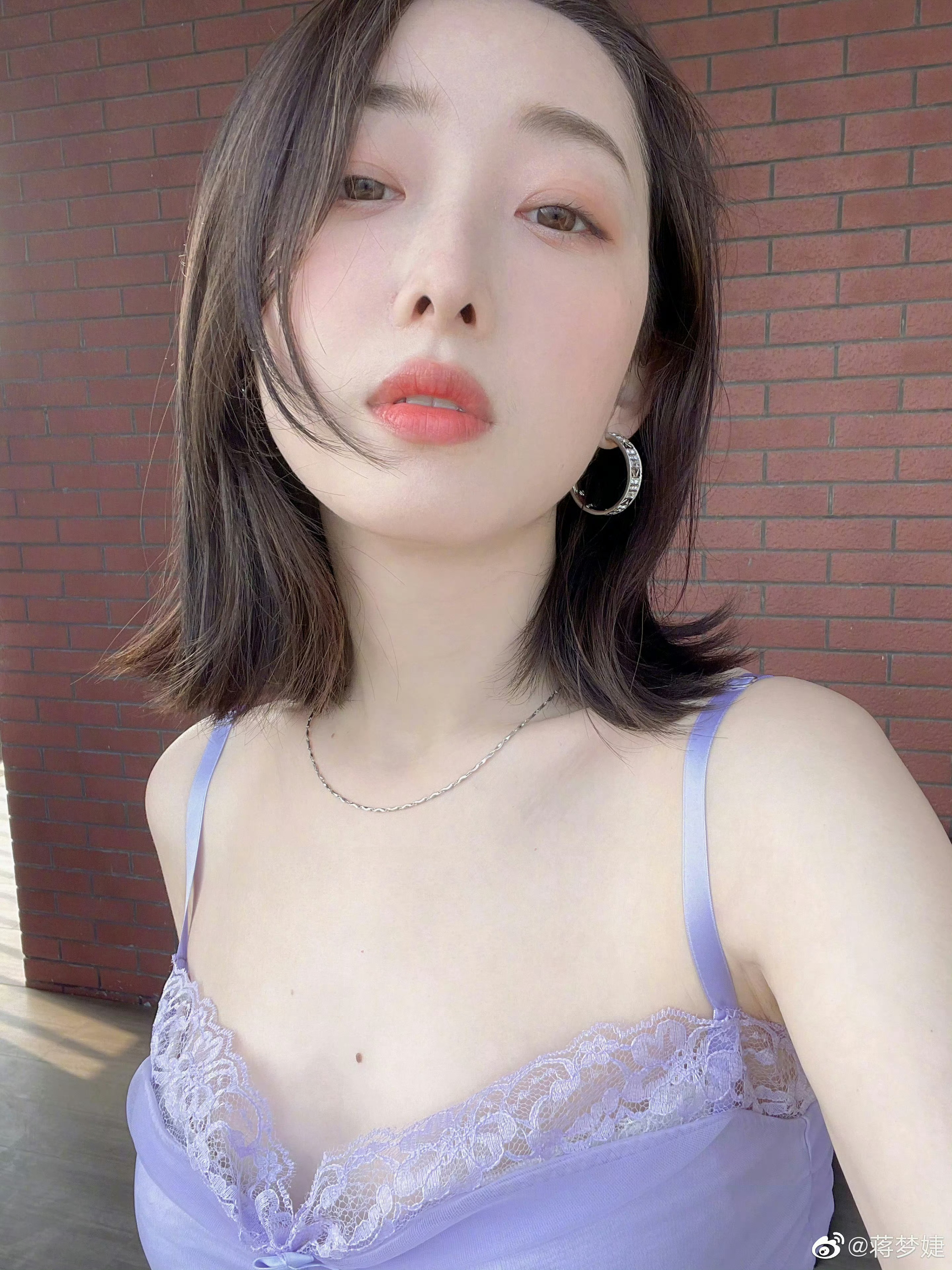 蒋梦婕自拍🤳 