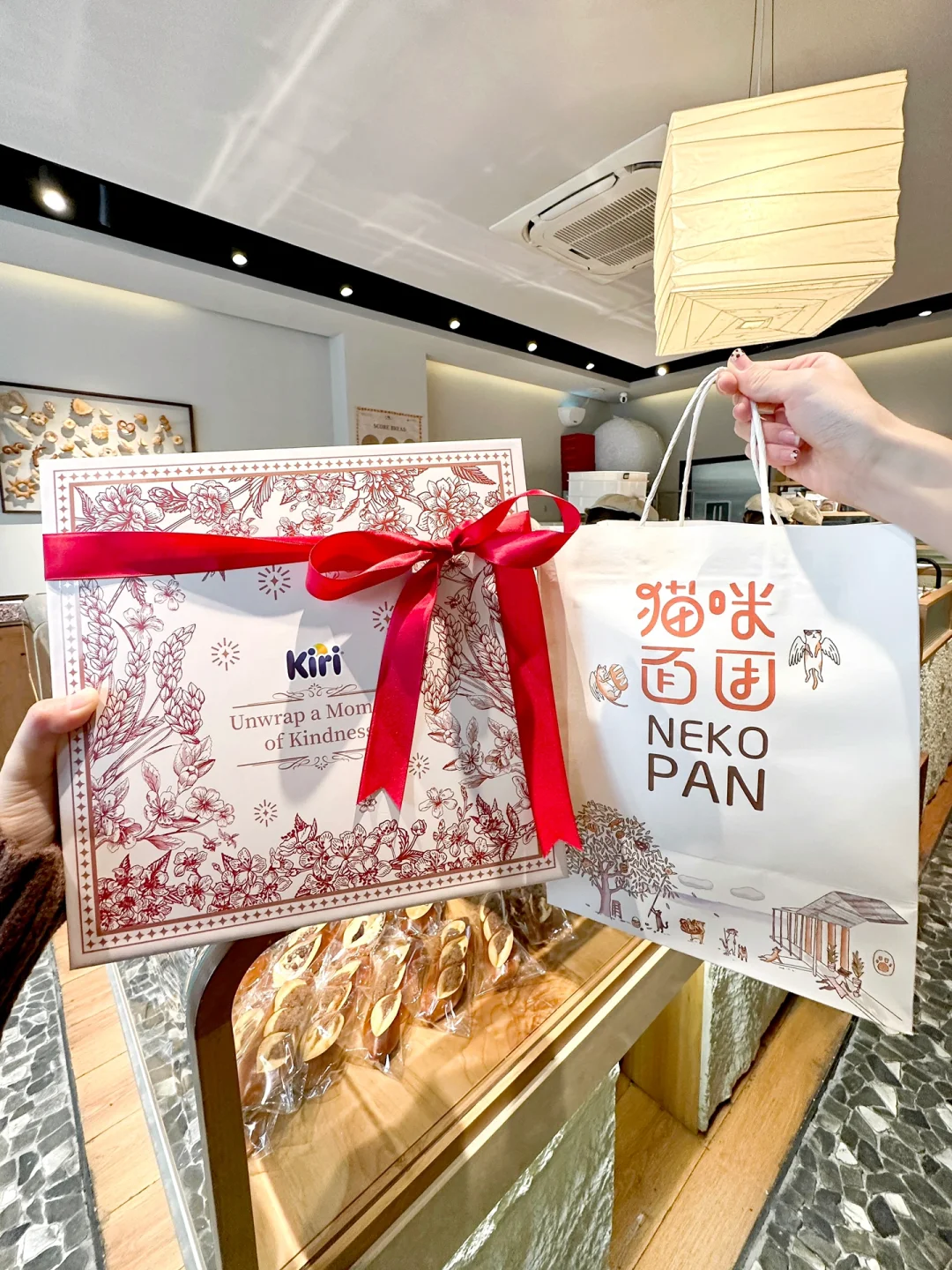 杭州真的好超前！买面包居然送新年礼盒🧨🎁
