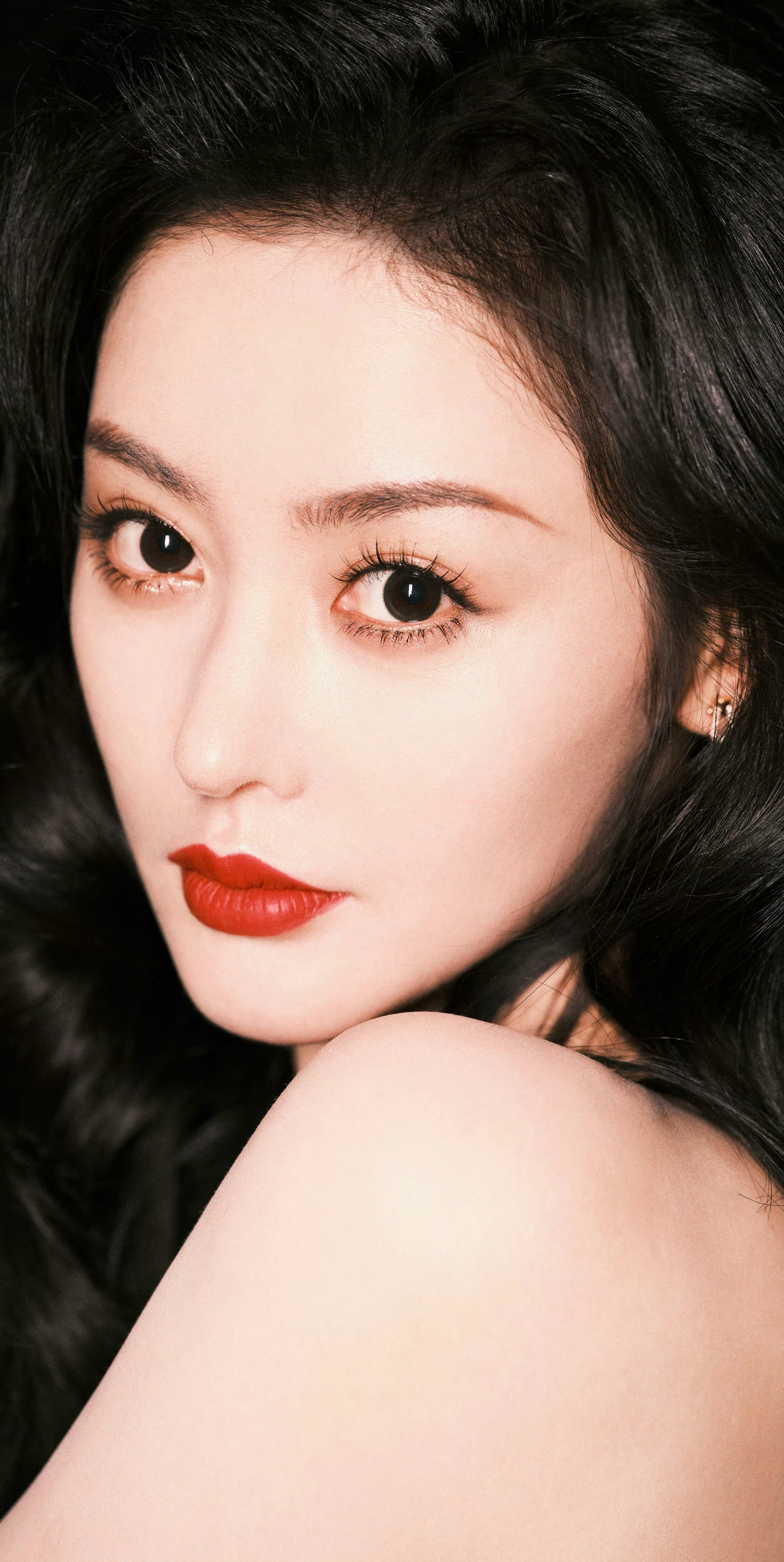 张天爱红唇诱惑 