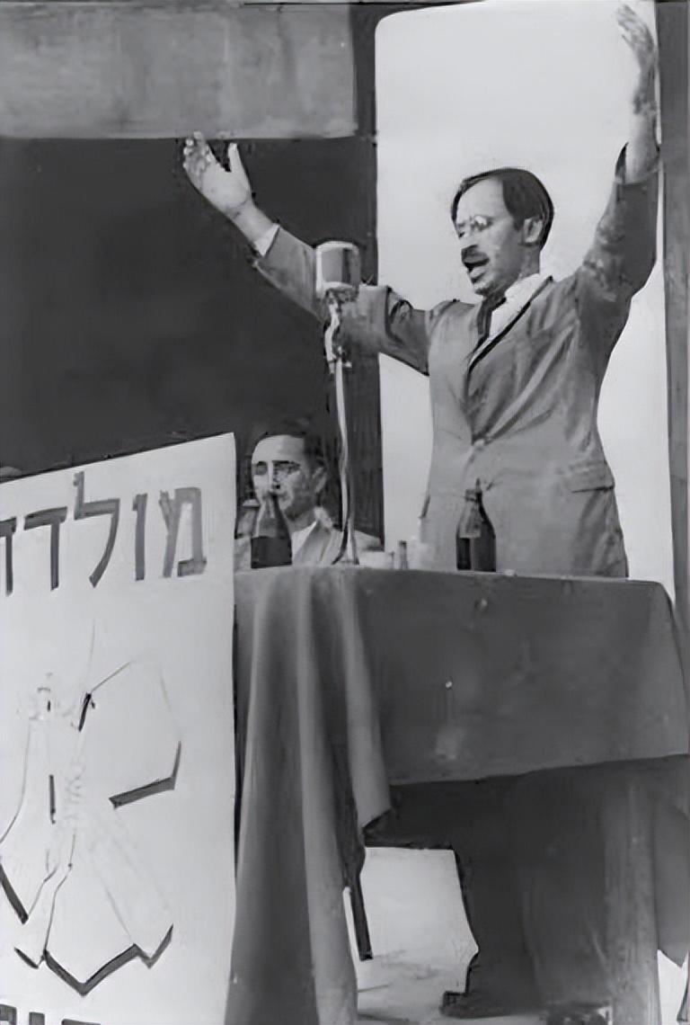 很多人不明白，犹太人在全世界流浪了几千年，怎么偏偏选了巴勒斯坦这么个地方建国？