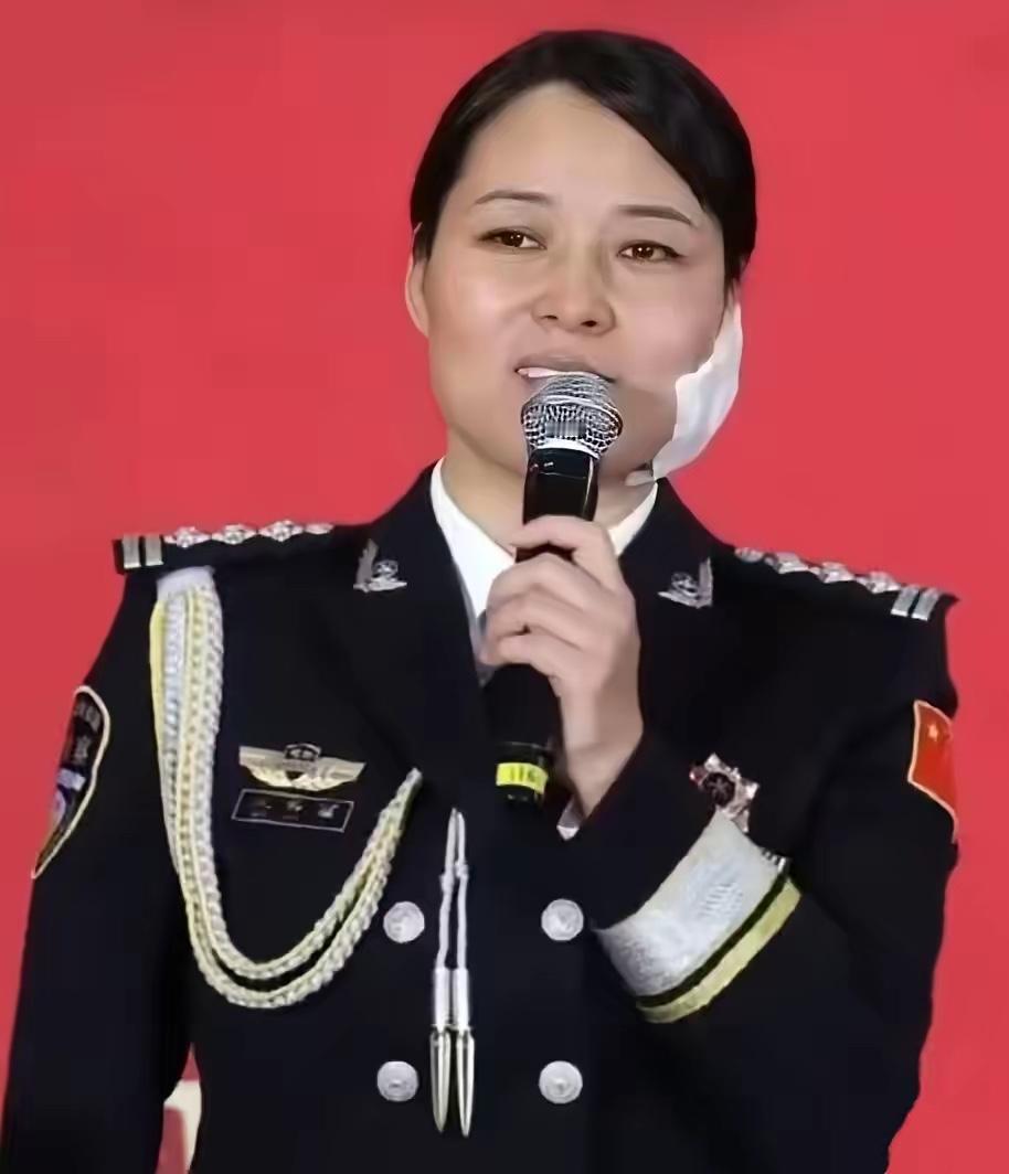 终于有定论了，赤手空拳夺刀救人的河南女警王妙丽，最新后续来了，这下全国人民都满意