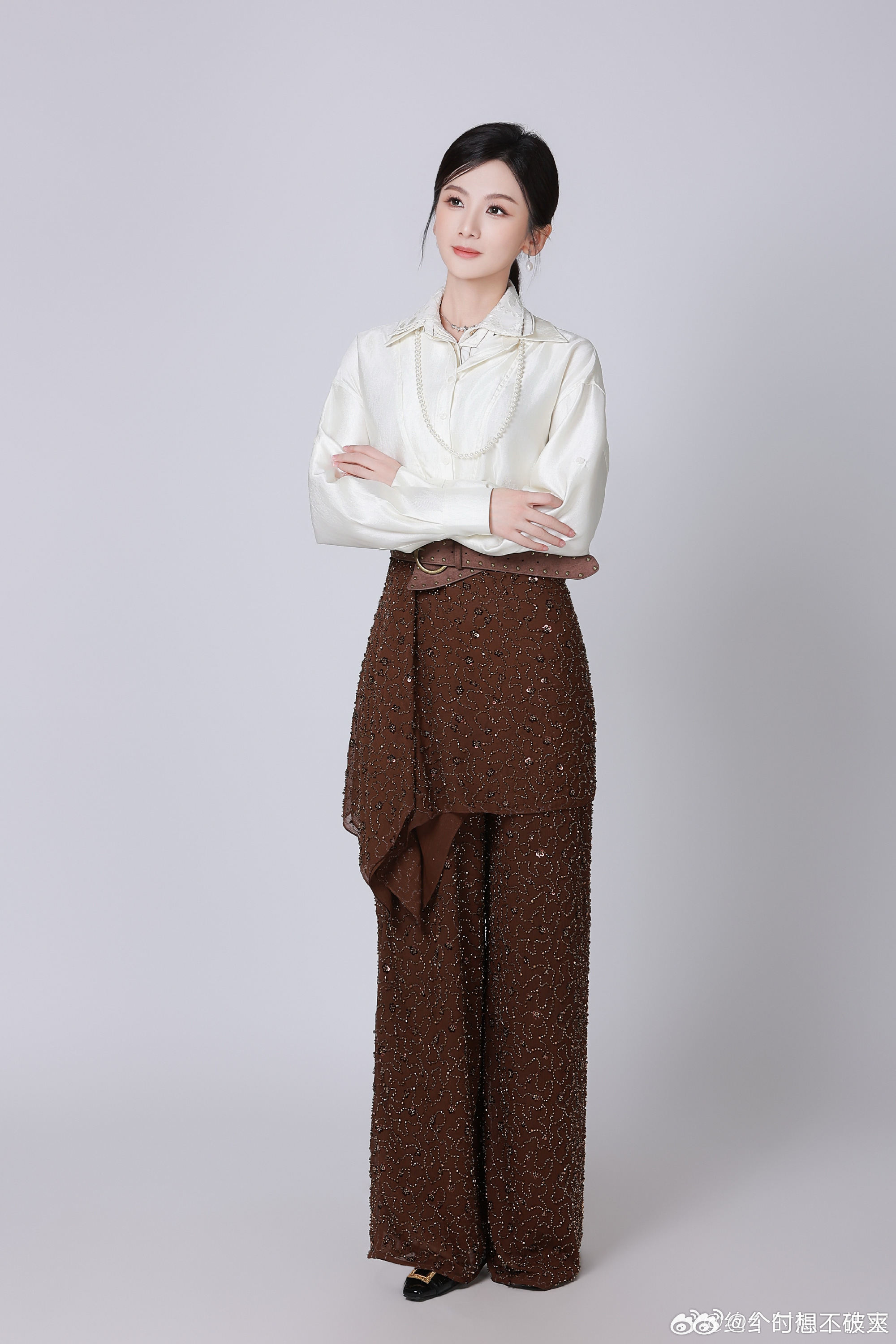 尹约天选音综锦鲤 从幕后金曲到台前综艺，尹约全程在线，节目口碑热度双丰收，天选音