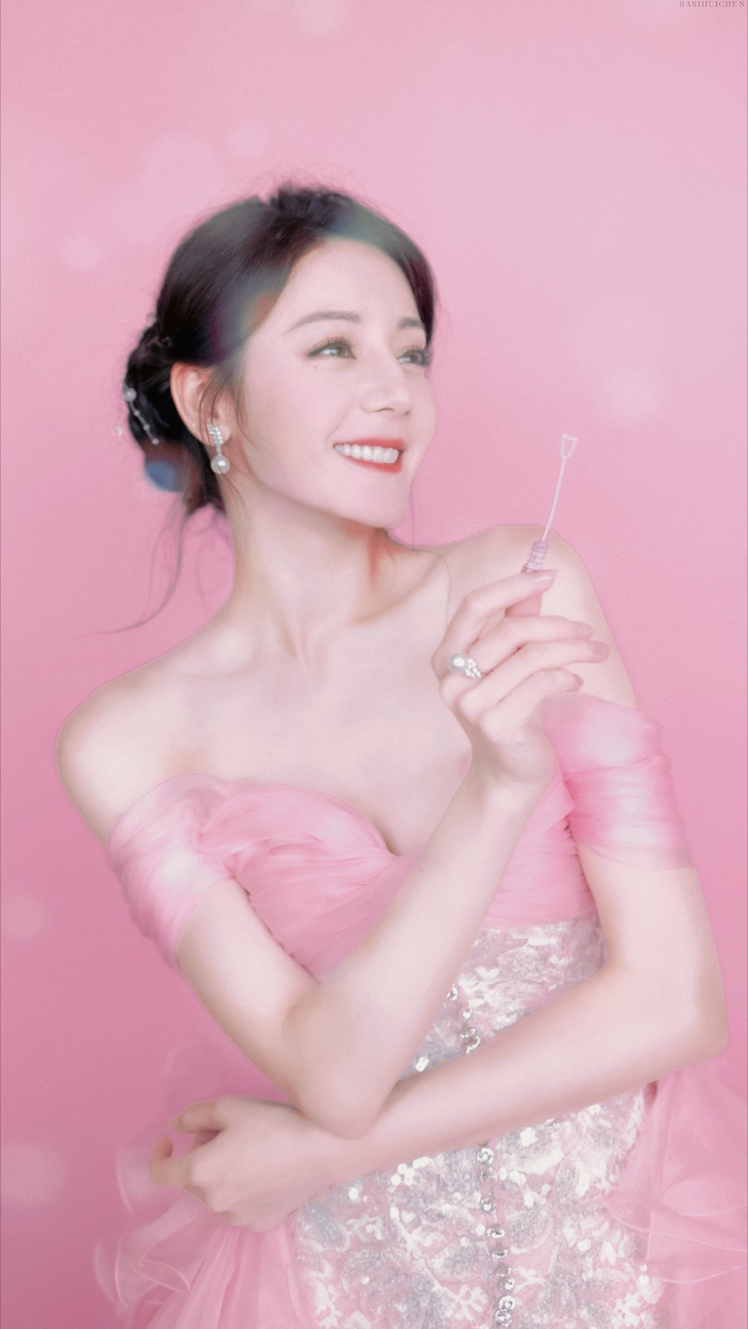 我的超话卡册跨年抽卡集不停非正式跨年派对Fakeme首位全球品牌代言人迪丽热巴 