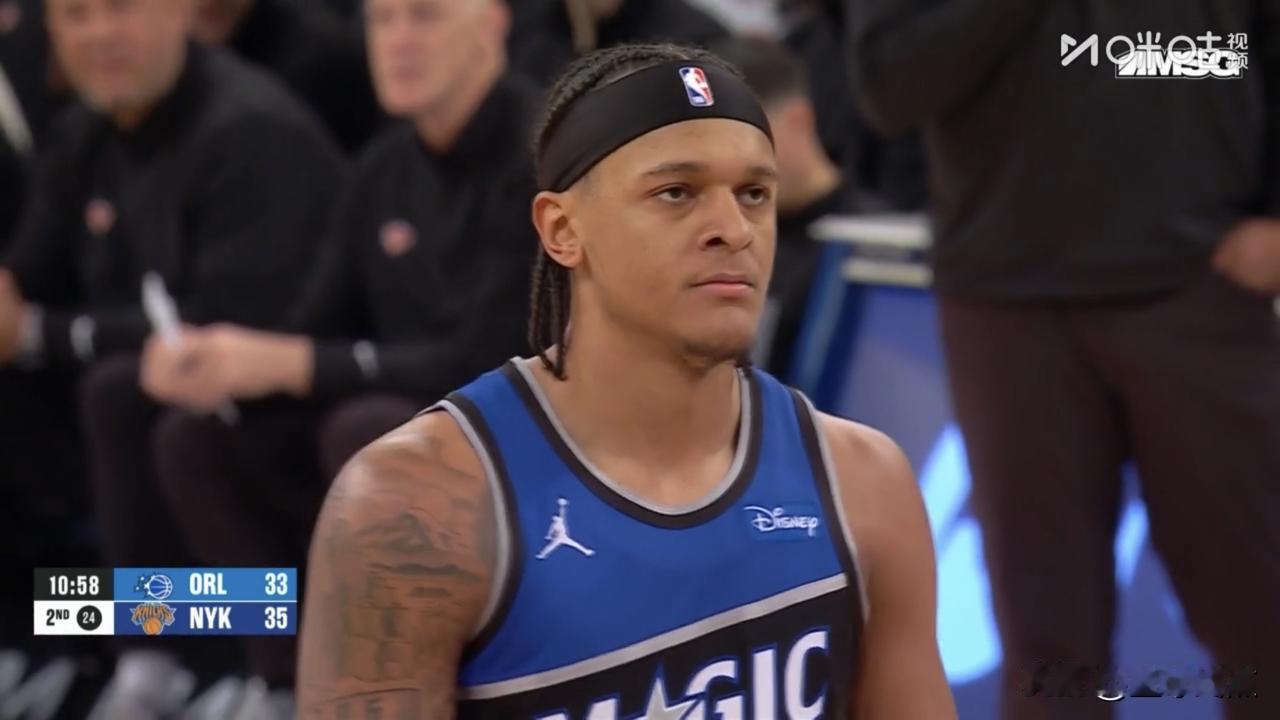 小瓦格纳伤退改变了魔术队走势，班凯罗4中1状态不佳，布伦森单节16分，NBA尼克