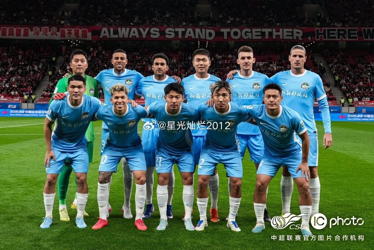 昨晚的比赛我必须吹一波古斯塔沃这就是典型教科书般的战术大中锋战术两个字的绝对体现