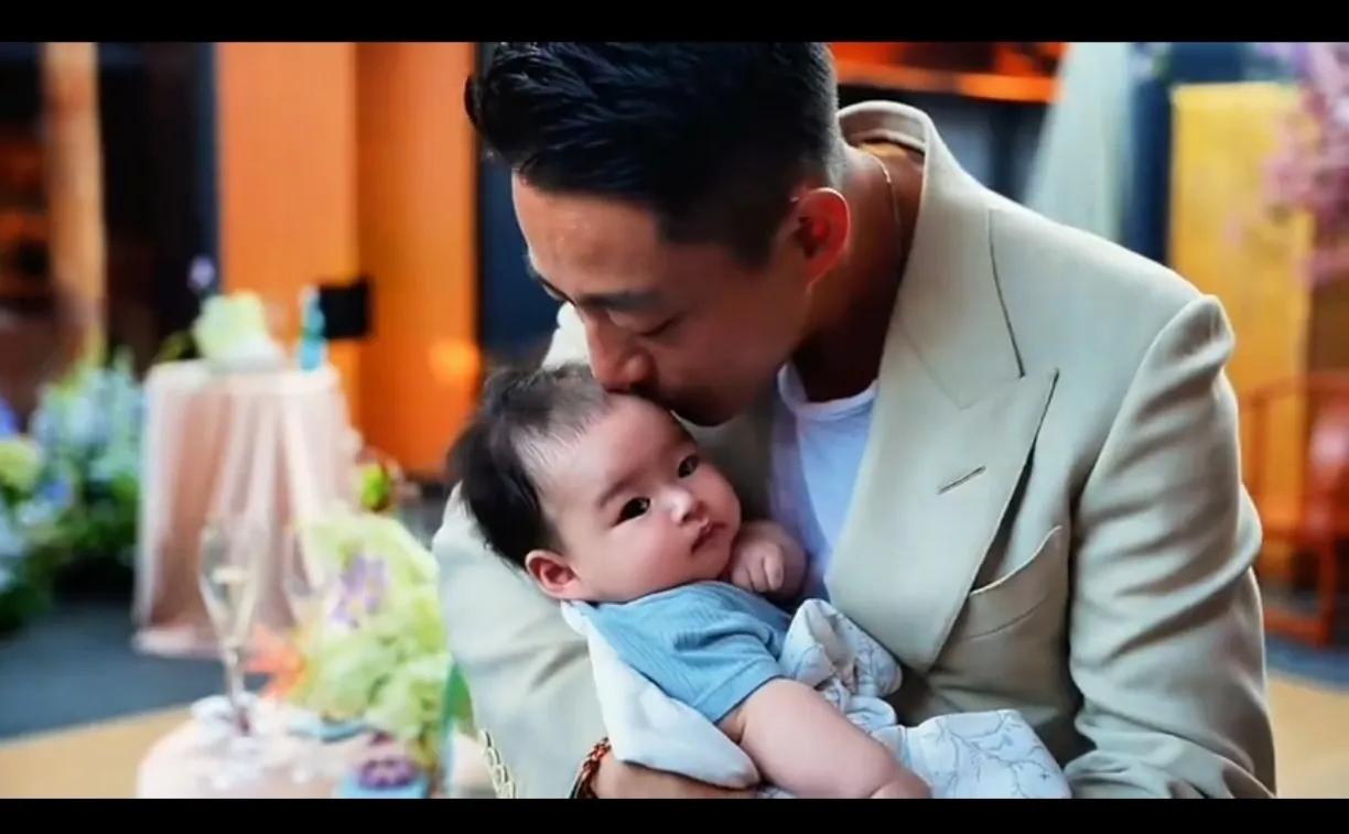 小菲筱梅基因好，生的孩子从小就长得好看。