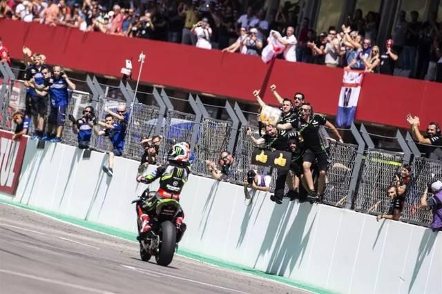 WSBK 葡萄牙站时间安排出来了，国内车迷注意时差
帮大家理一下时间。埃斯托里尔