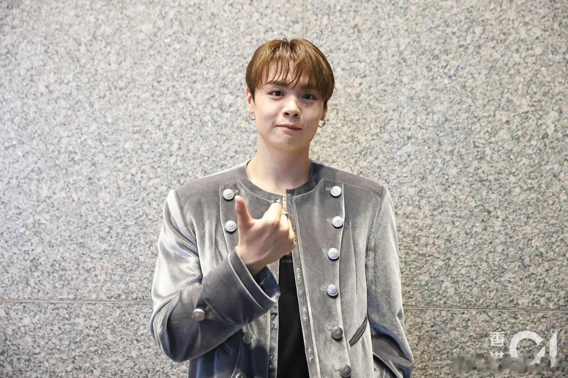 文佐匡、冼靖峰談「LOONG9」名存實亡：我哋都係盡力做.  日前同是《亞洲超星