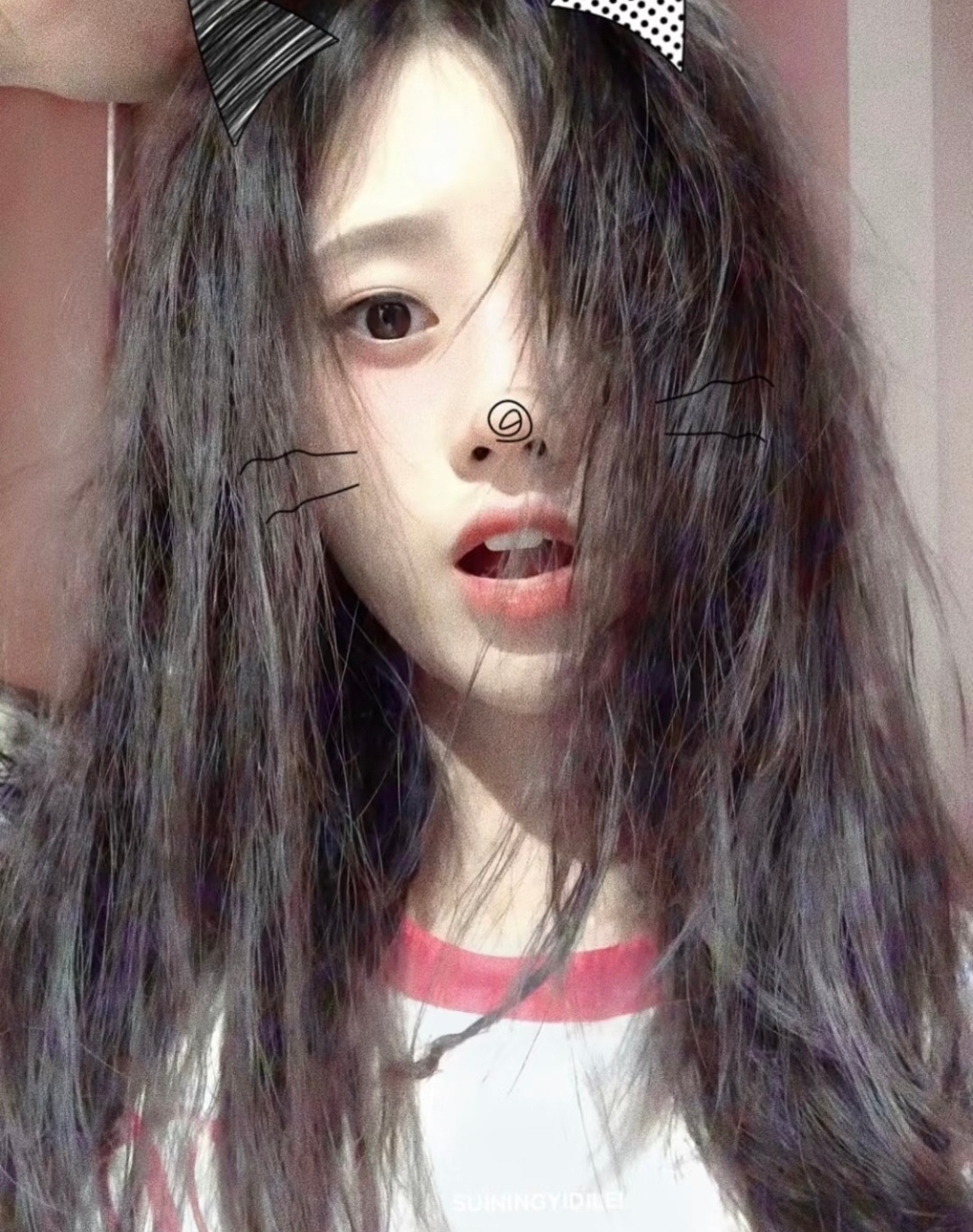 鞠婧祎杂志开售要被这个早期鞠婧祎萌晕了 