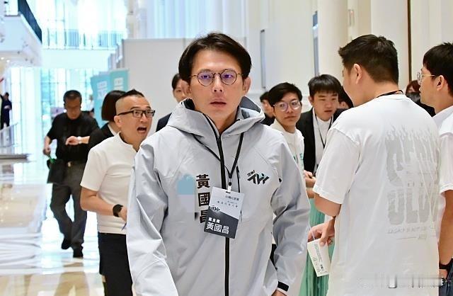 支持徐欣莹就面临开除，白营正在进行一场“豪赌”！就在9月6日，由于蓝白在竹，人选