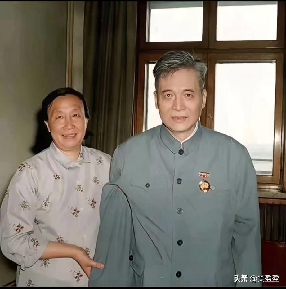 “两弹元勋”原子弹之父邓稼先隐姓埋名28年搞两弹，为研制氢弹身患癌症，致敬英雄[