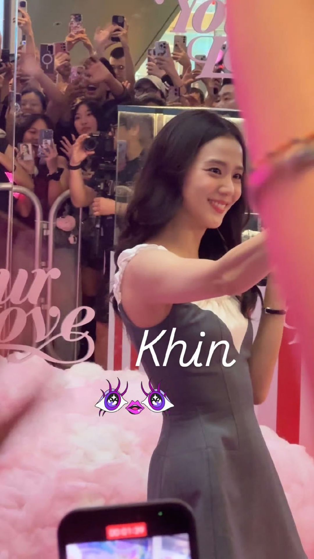 金智秀新加坡快闪金智秀线下人气真的好绝啊金智秀线下人气 ​​​