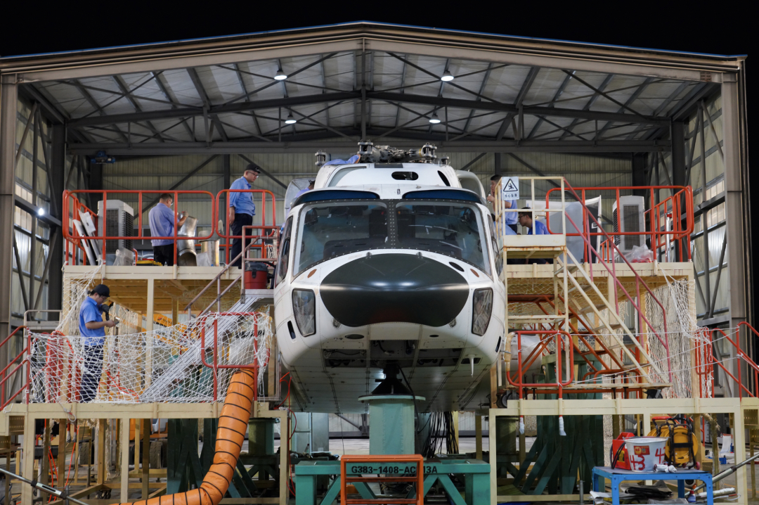 航空 【“吉祥鸟”AC313A型号总装，交付！】AC313A铁鸟试验机顺利完成总