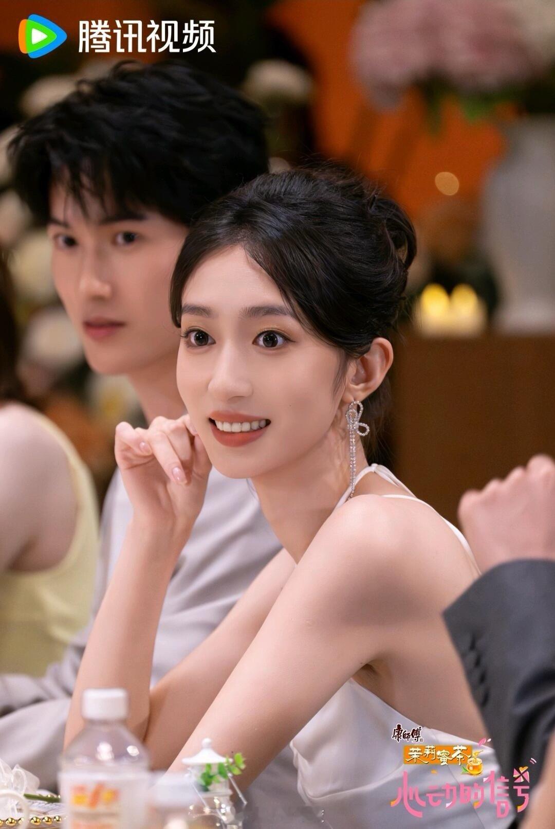 心动的信号[超话]  心动的信号8 晚宴妆造真顶❗不接受反驳心动的信号｜ ​​​