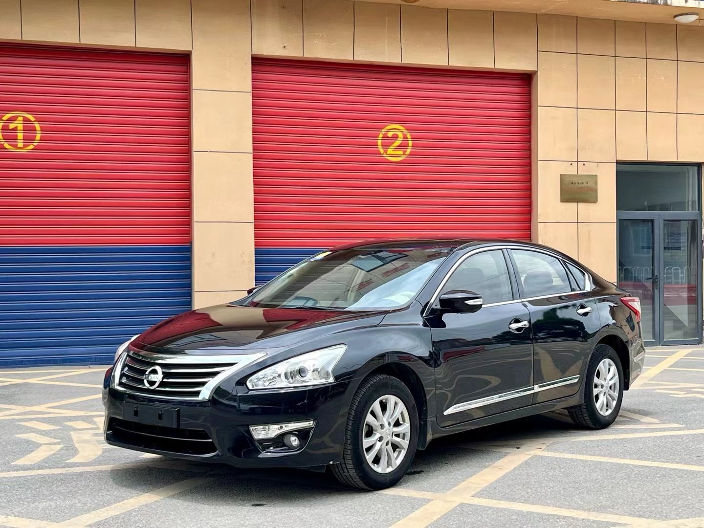 帮广西韦兄弟在武汉找了一台2015年的日厂天籁，原版车况，三四个面油漆，一手车，