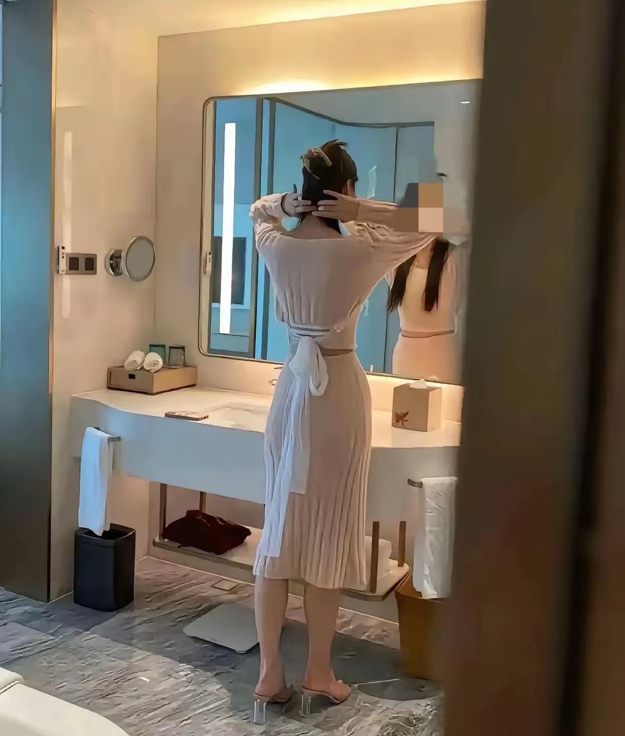 问你们男的一个问题，
你们男生会娶一个和别人同居了8年的女生吗？