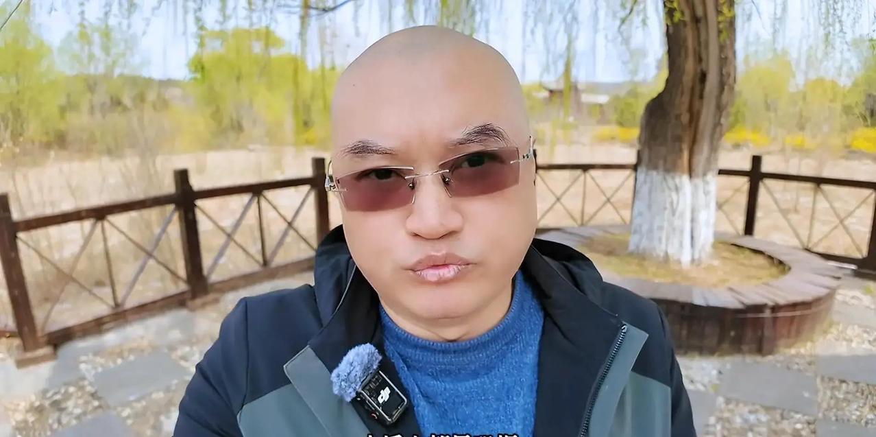 在人际纠纷里，总有先出错的那一方，转身就大肆指责别人，这让局面瞬间逆转。想想那些