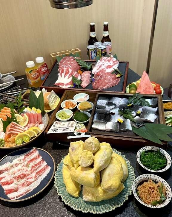 在广州！唯一能让我吃回本的自助！🍣
广州这家炭火烤肉放题真的狠狠惊艳我，刺身、