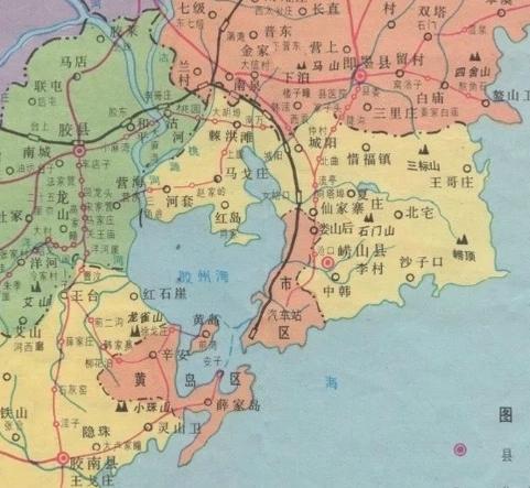 青岛较早指胶州湾口那座小岛，就是现在的小青岛，明清时也派生出了青岛村、青岛口等地