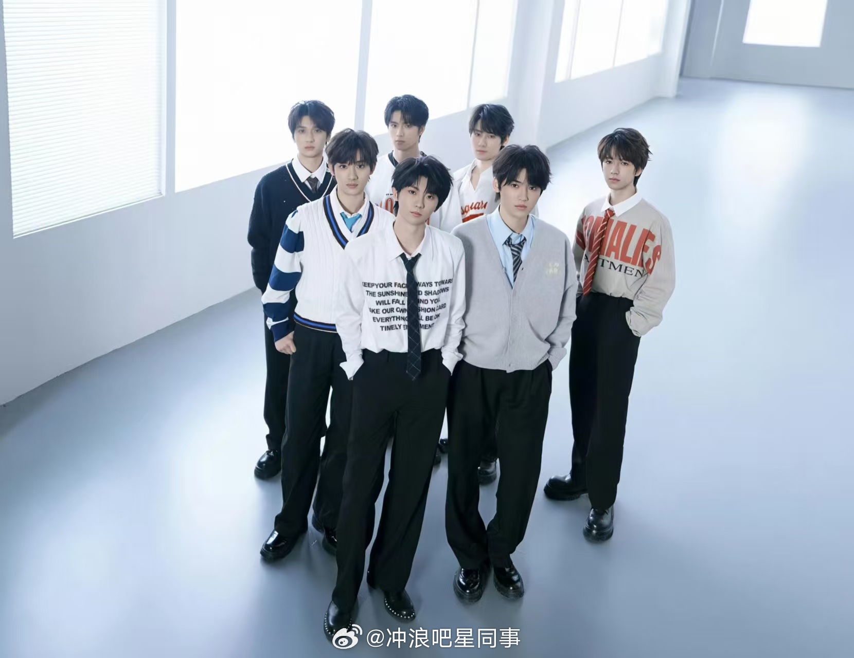 时团送美团外卖免单 时代少年团开学送吃的！上美团搜【学生权益】，学生认证一完成，