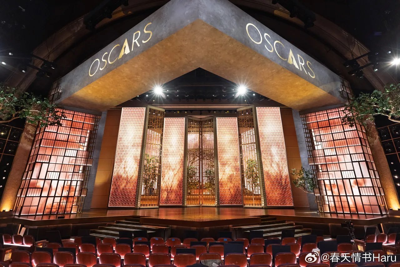 明天将举办的第98届奥斯卡颁奖典礼的舞台效果图 