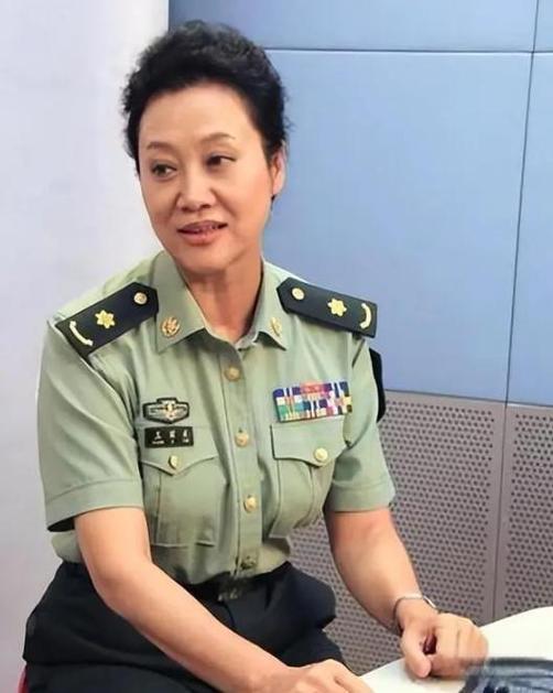 为什么许多明星都喜欢直播带货了，是为了抛头露面，还是为了再多挣一些钱，听说王丽云