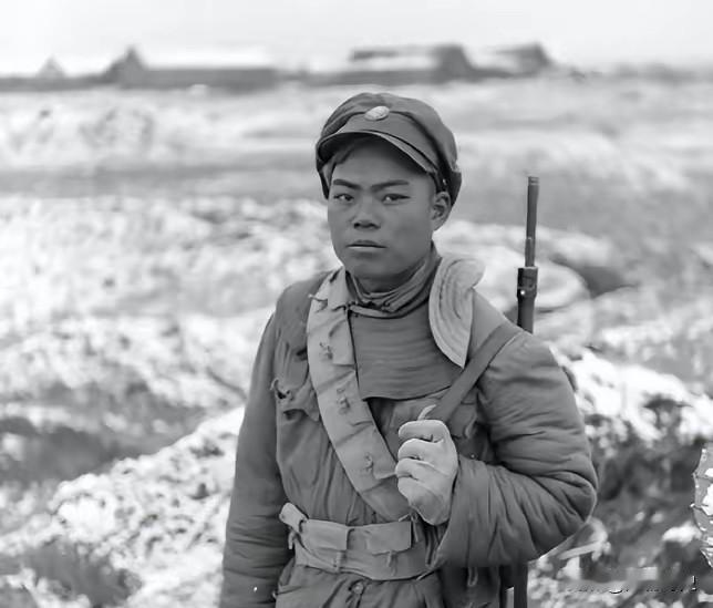 1948年国军师长当众枪吓小兵，被当场击毙，揭开国民党惨败的真正内因

1948