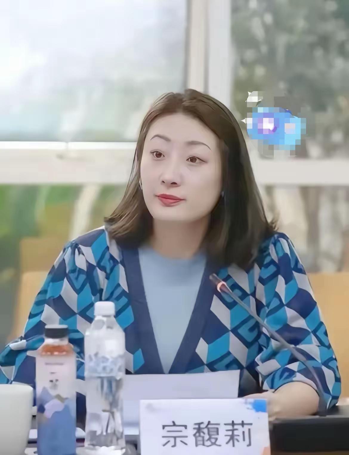 又一次败诉
宗馥莉败诉，原配和孩子是最受伤的人。宗庆后做了让女人该做的事，让陪穷