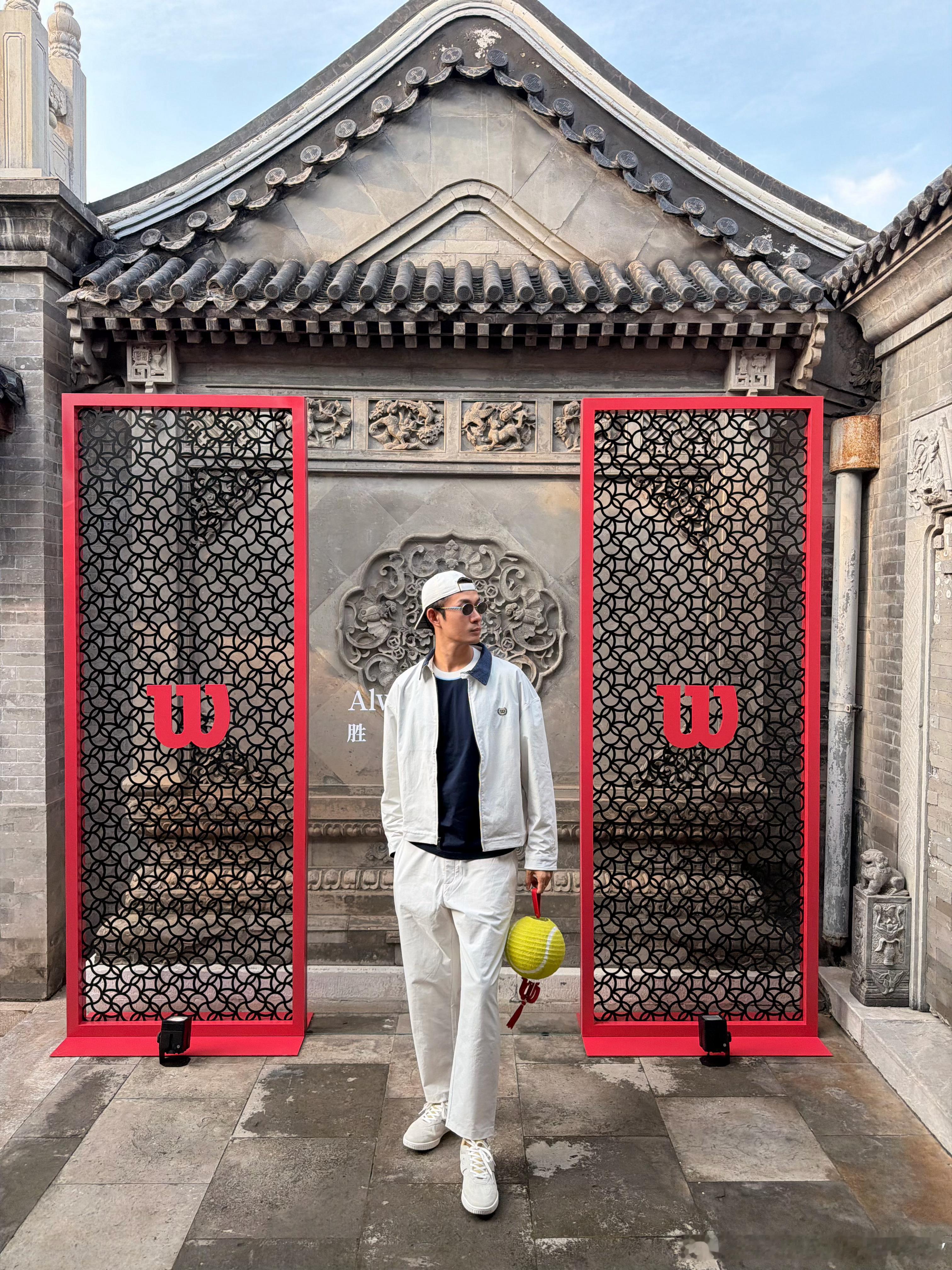 中网戒断中…卡恰不爱笑，公园姐很飒，斯特恩斯可爱（比✌🏼），门希克i人。奥米塔