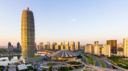 2025年河南城建学院在河南省内的录取情况是这样的：历史类最低525分，位次42