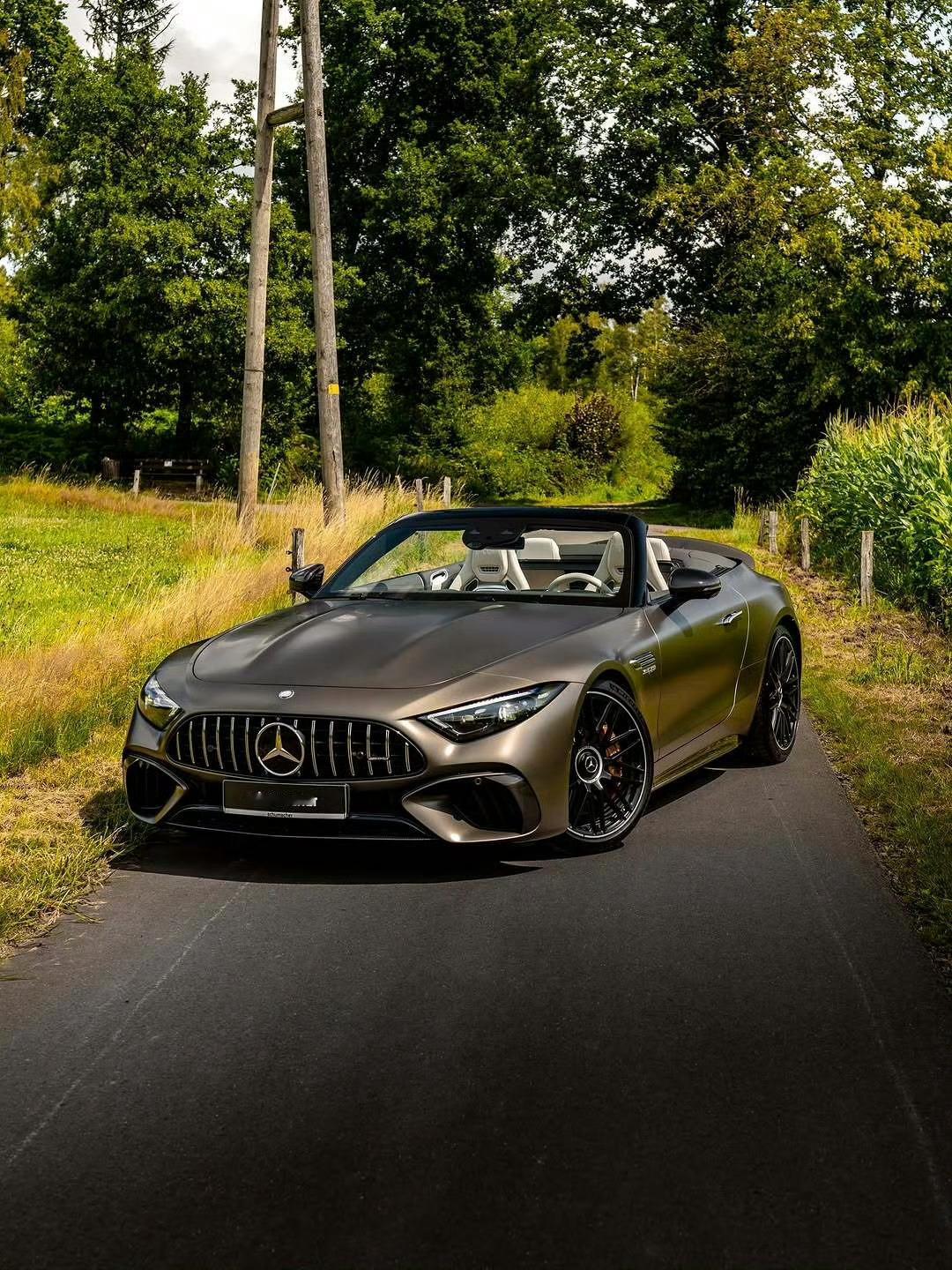 梅赛德斯–AMG SL63 4MATIC+ [色][色] ​​​