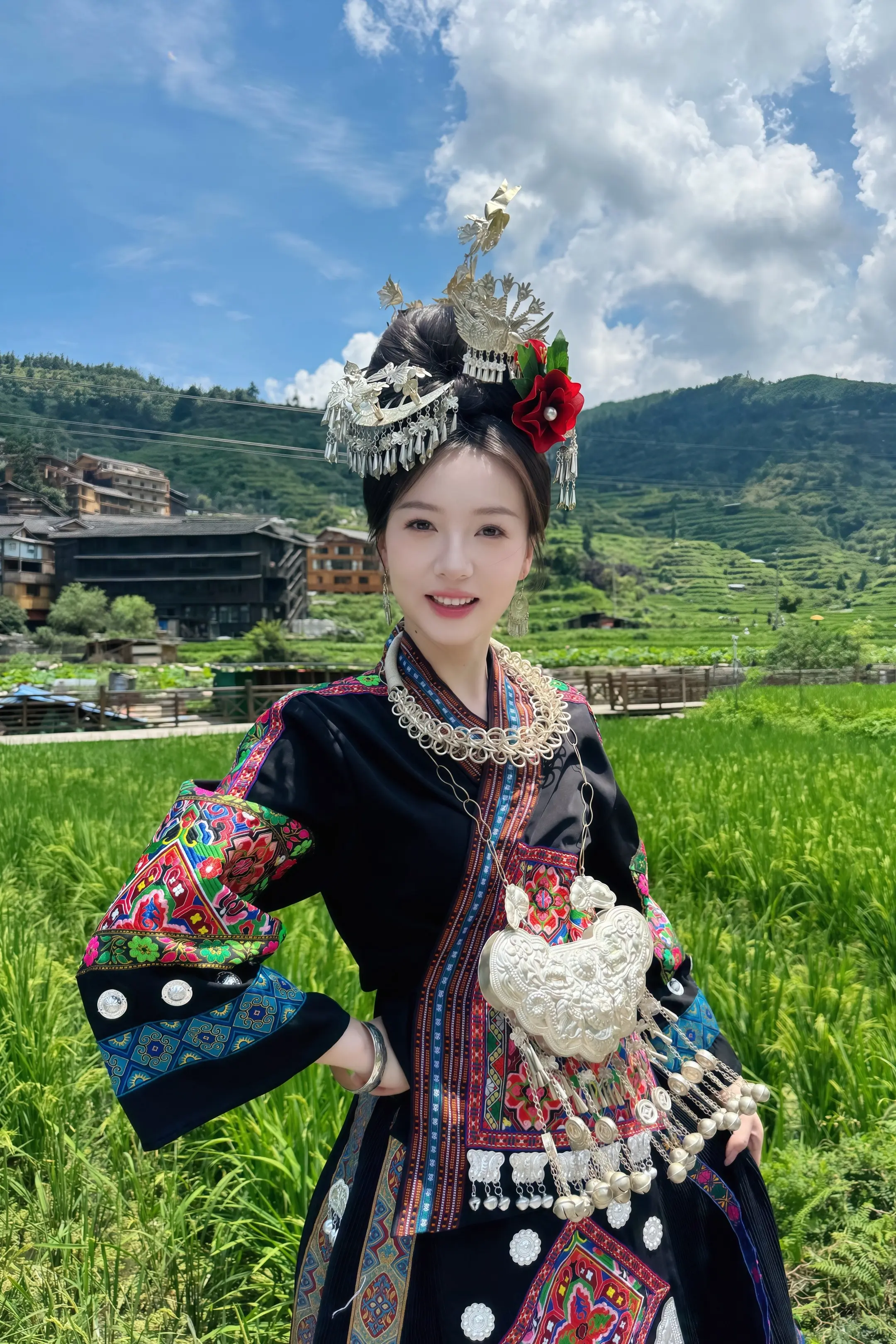 “先生，带一只蛊虫走吧” 苗疆少女 04