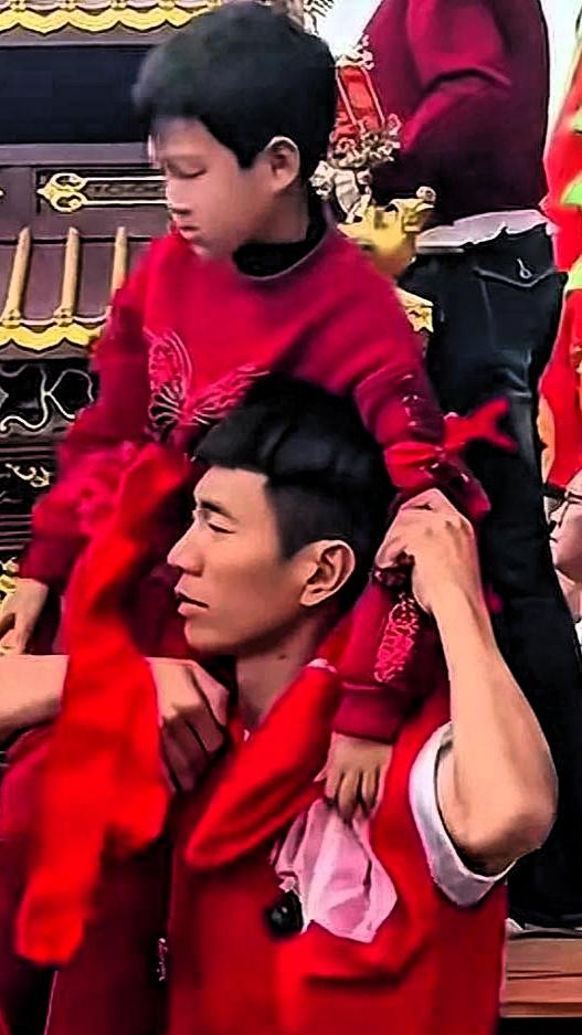 小妈祖替身事件，我们要相信官方通报，一切纯属巧合，游神活动是村民自发组织，由村民