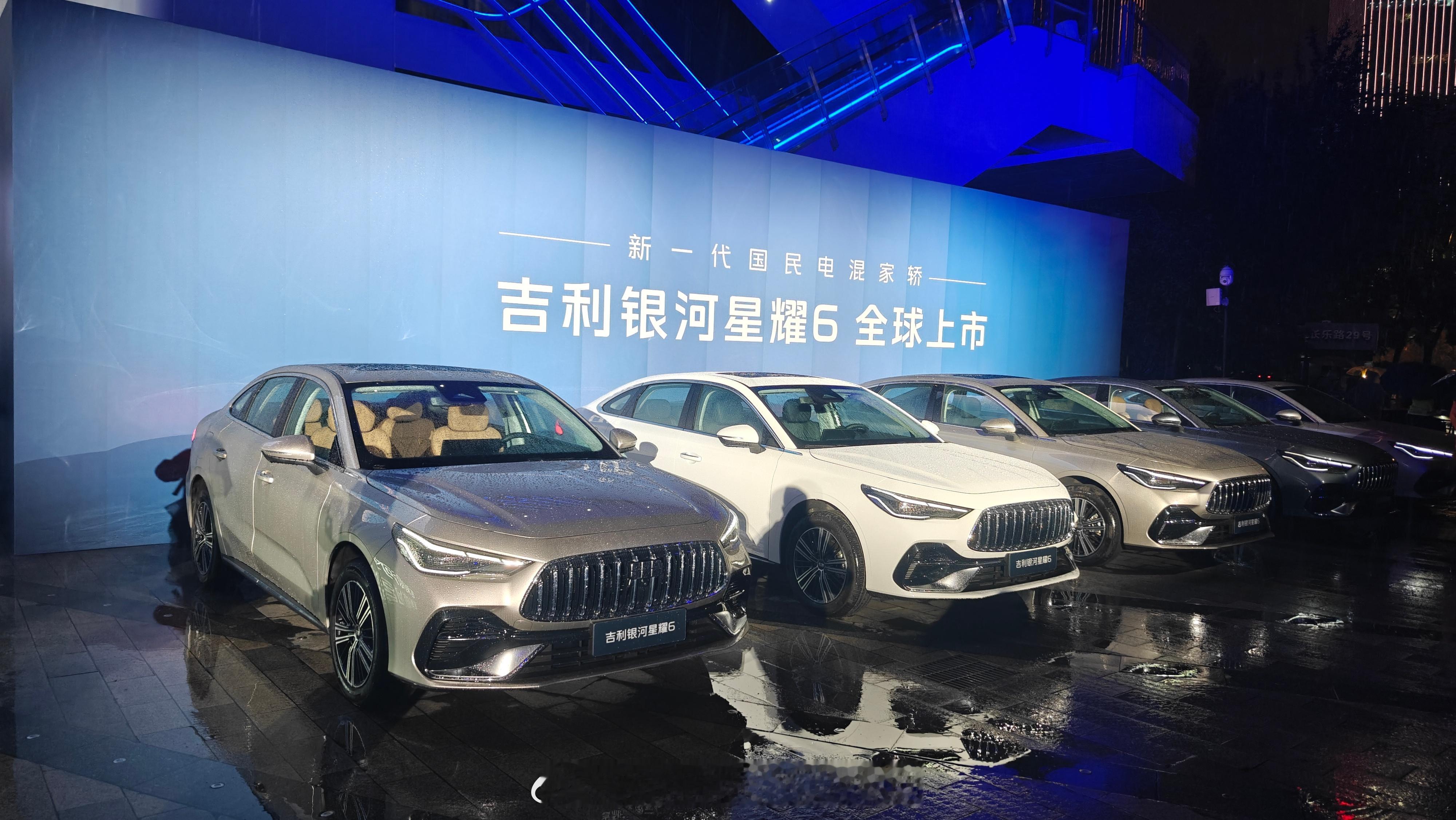 吉利银河星耀6，当时我们在泰国测试，当地人都不相信这车在中国竟然卖不到10w内而