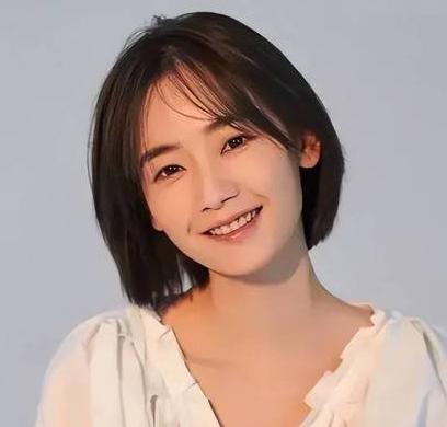 刘雅瑟，原名刘欣，1989年1月13日出生于湖南衡阳，内地女演员、歌手。很多人记