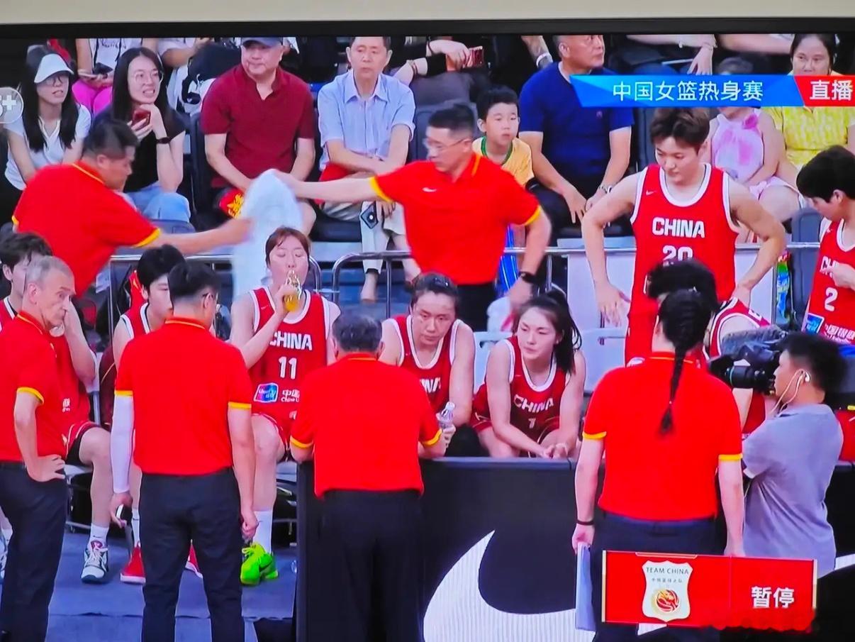 一场比赛，证明了张子宇！中国女篮第三场热身赛，宫鲁鸣指导顺应民意，没有让饱受争议