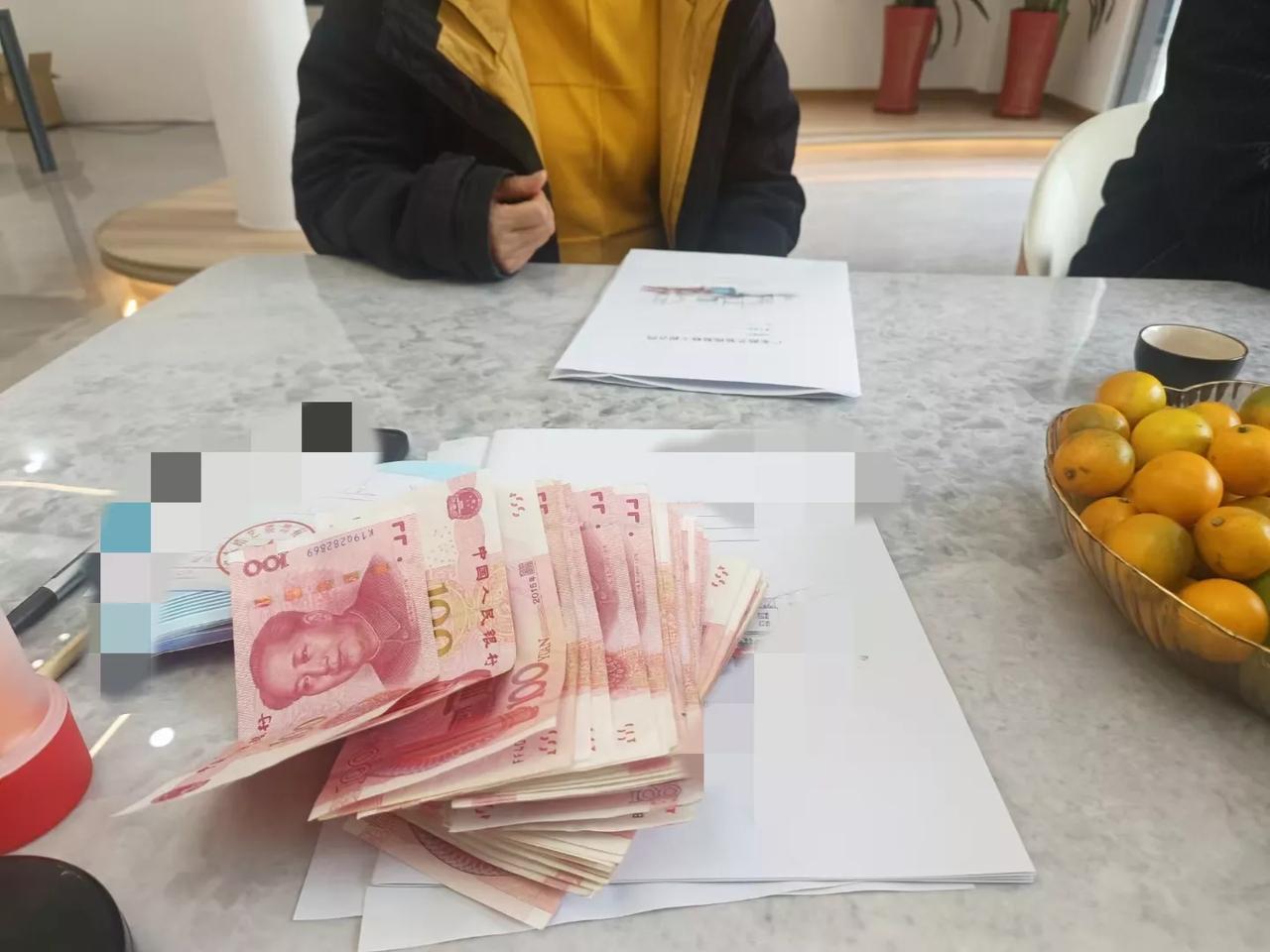 孩子主动把压岁钱拿给我去还房贷！
说出来真的是太惭愧了，由于这两年公司不怎么景气
