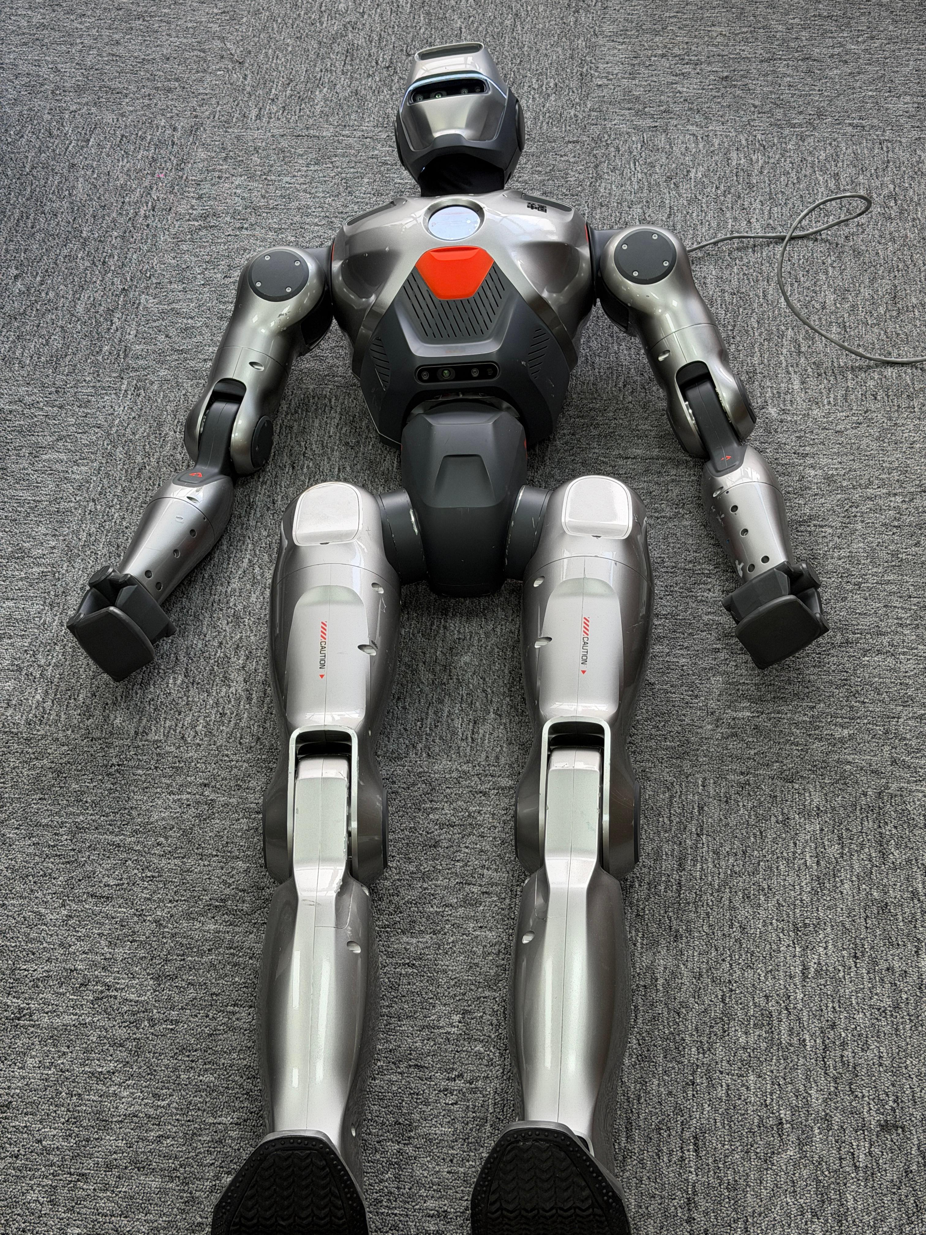 花了十几万买的，一放一个月，没时间研究，你说让它做点啥对能帮我把钱赚回来