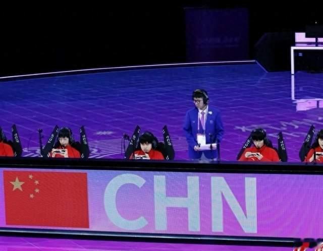 外媒惊叹：中国4:0不可怕，可怕的是连卫冕都如此轻松！