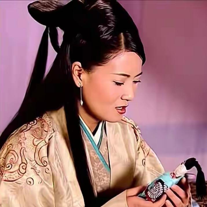 世人只知陈阿娇被废，卫子夫自尽，却不知汉武帝后宫没人有好结局…
 
陈阿娇当年顶